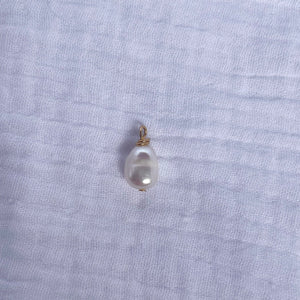 Pendentif perle en nacre